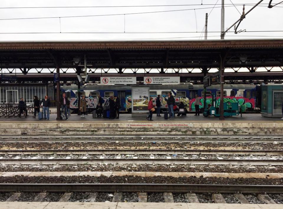 Europe Media Impianti Pubblicitari Scroller Mupi Stazione Verona