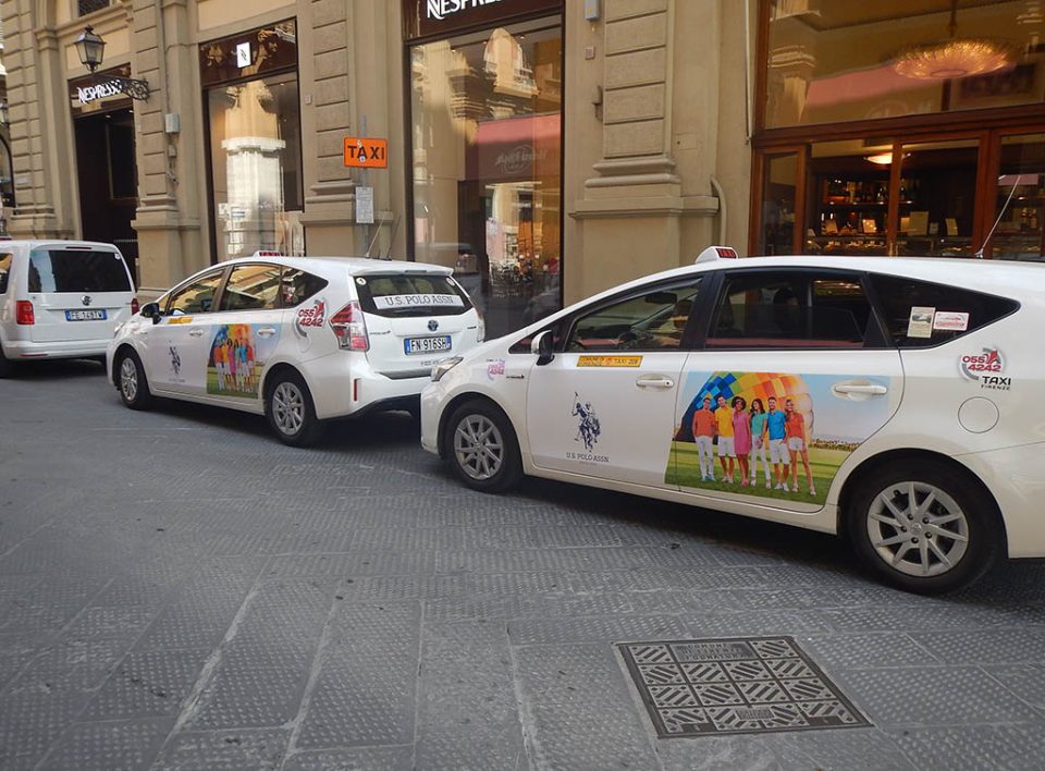 Europe Media pubblicità dinamica sui taxi per Incom