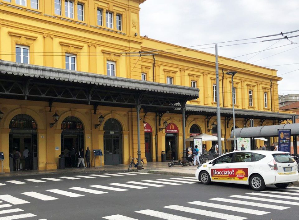 Europe Media Pubblicità livrea taxi per Cepu