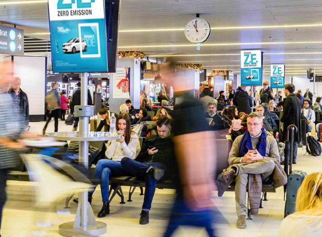Europe Media Impianti Pubblicitari Aeroporto Budapest Polonia