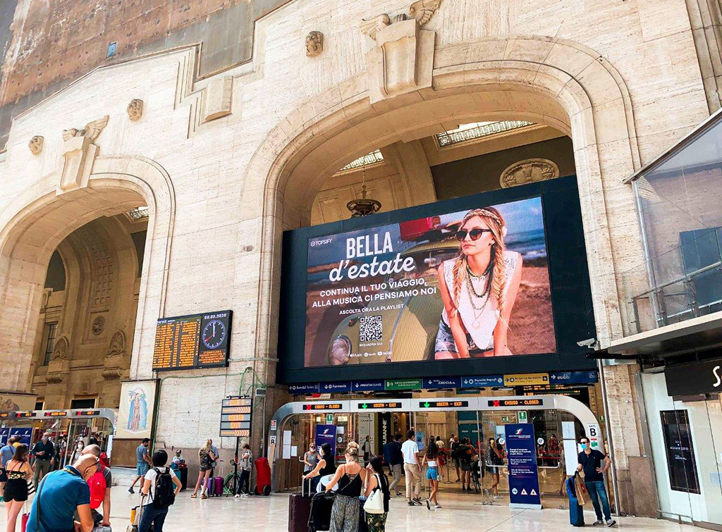 Europe Media Impianti Pubblicitari Digital Led Wall nel Circuito Grandi Stazioni Ferroviarie Milano