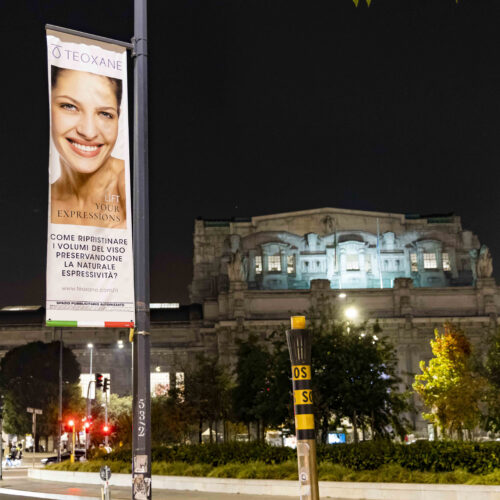 Europe Media impianti pubblicitari Stendardi - Gonfaloni Milano