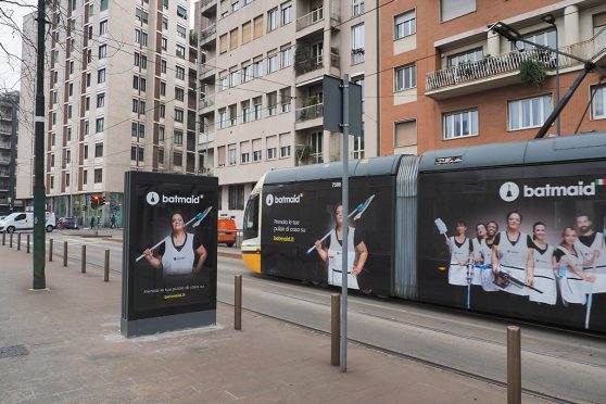 Europe Media campagna promozionale dinamica e arredo urbano fsu a Milano