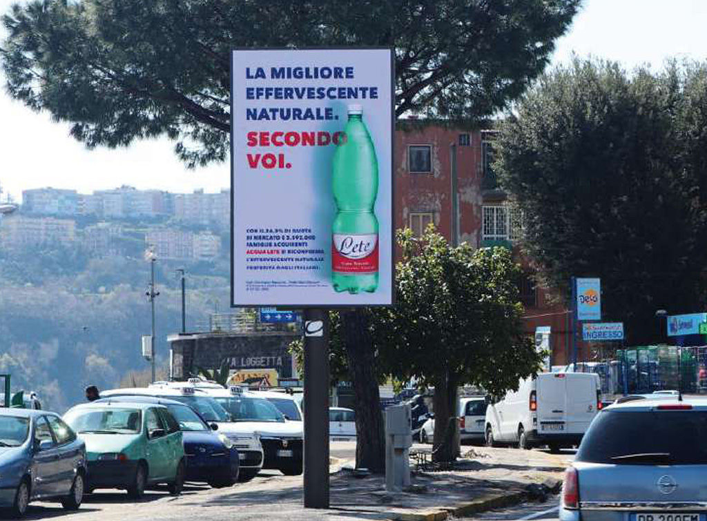 Europe Media impianti pubblicitari vertical led Napoli