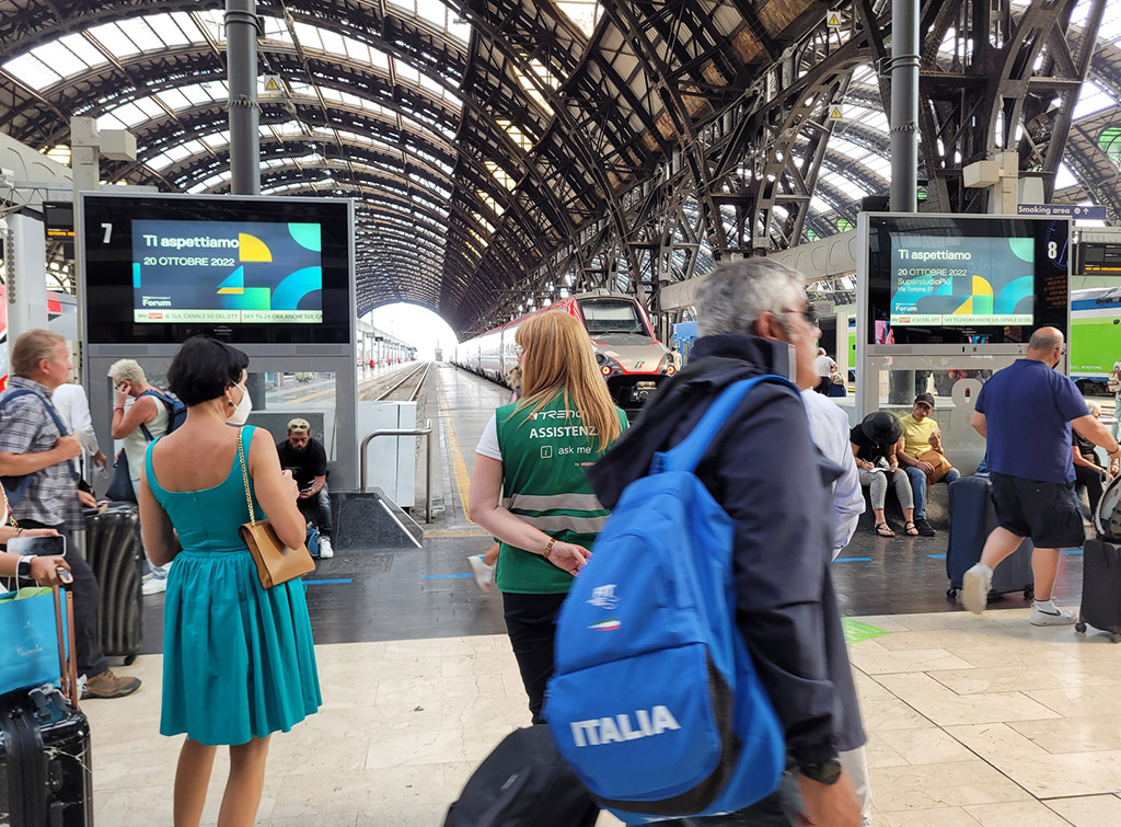 Impianti Pubblicitari GoTv Stazione Milano Centrale Campagna Promo Dell Forum Tech