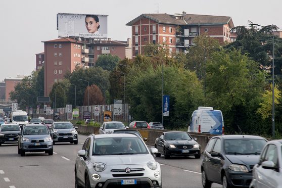 Europe Media Impianti Pubblicitari Medio e maxi formato sui tetti a Milano