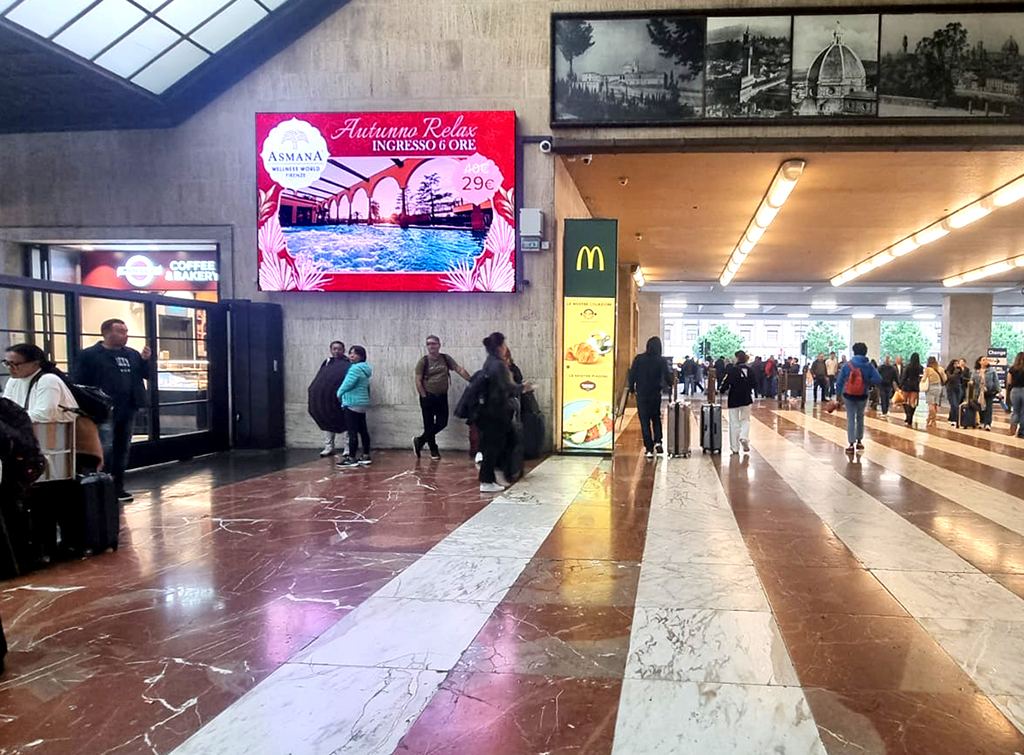 europe media impianti pubblicitari maxi led stazione firenze santa maria novella asmana
