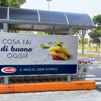 europe-media-impianti-pubblicitari-ritiro-carrelli-maxi-mediapole-GDO