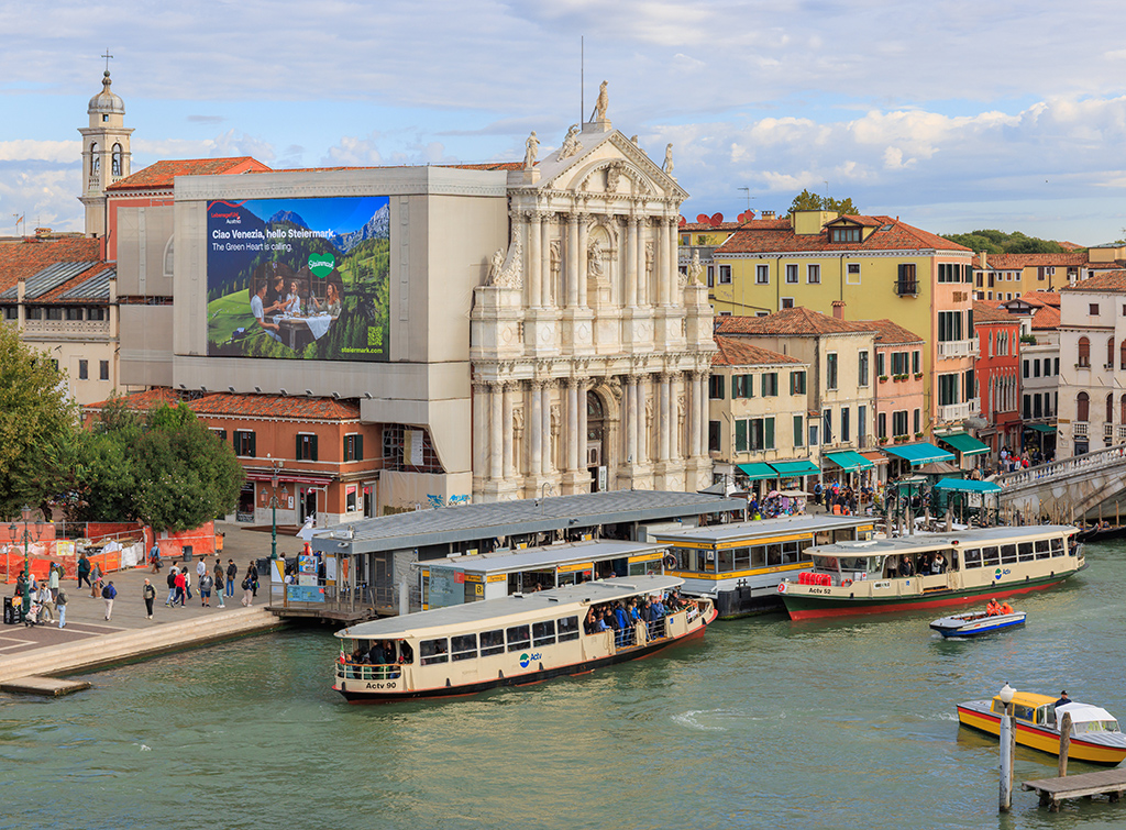 europe media campagna pubblicitaria ooh austria turismo venezia vaporetti e maxi affissioni