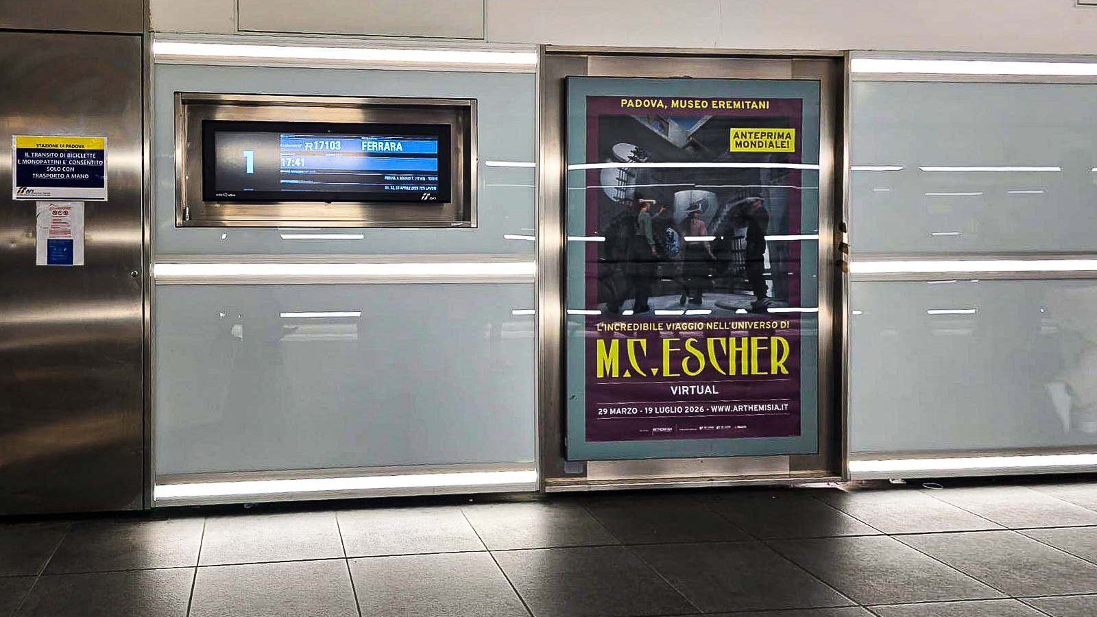 MOSTRA ESCHER - STAZIONE PADOVA CENTRALE - MUPI (11)