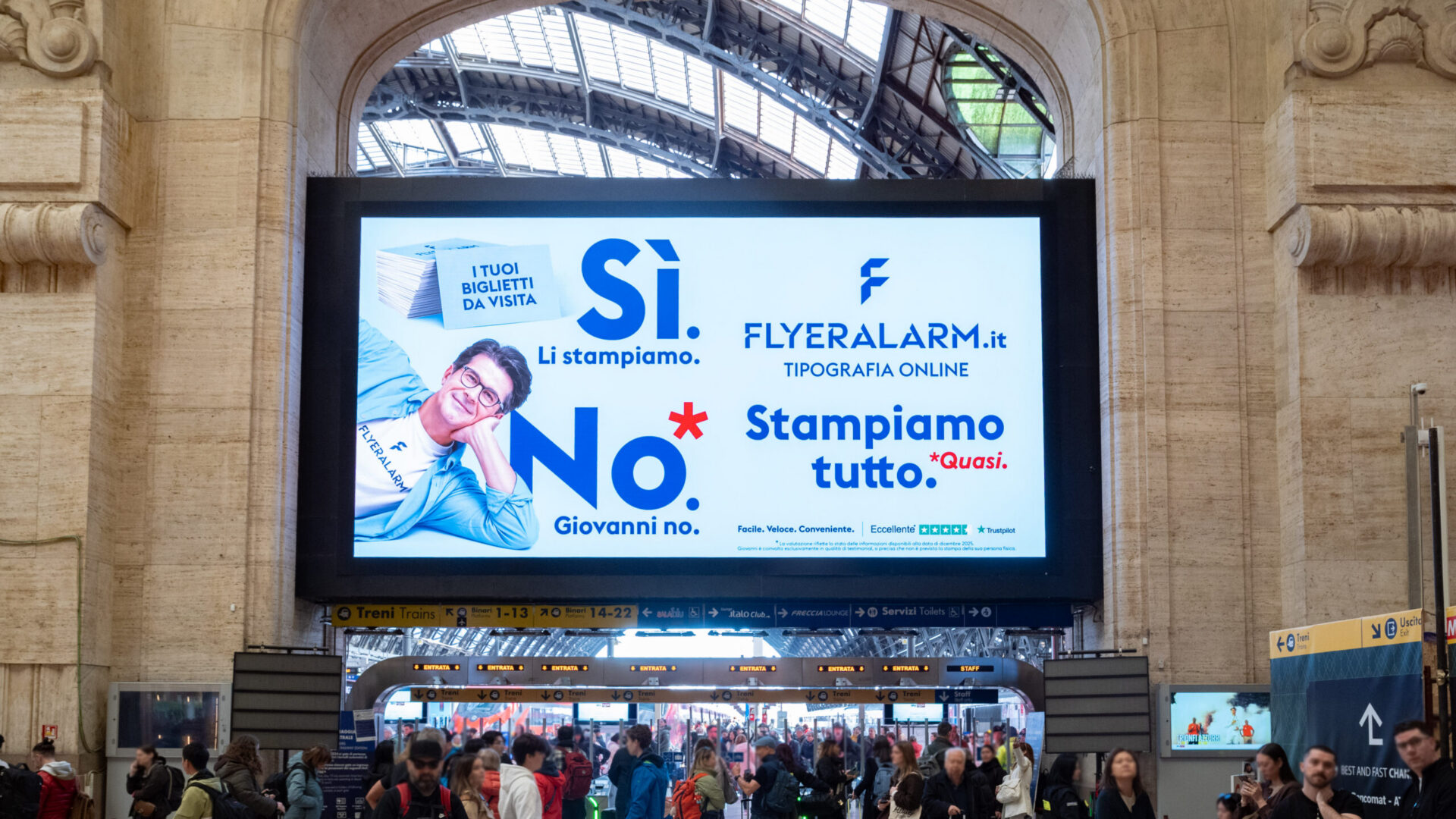 Stazione Milano Centrale_Maxiled_Flyeralarm_2
