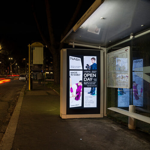 europe-media-outdoor-pensiline-bus-digital